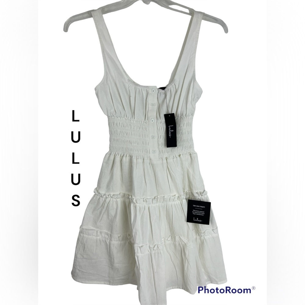 Lulus your sunny day tiered smocked mini dress- NWT 💫